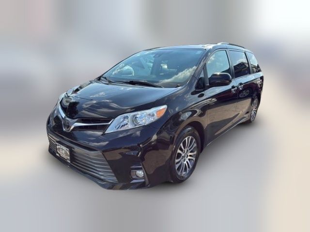 2019 Toyota Sienna XLE Premium