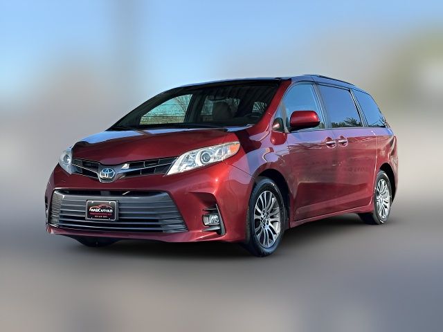 2019 Toyota Sienna XLE Premium