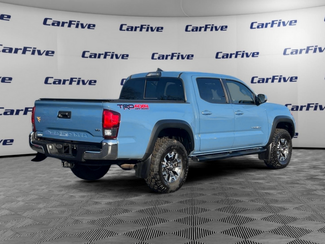 2019 Toyota Tacoma SR