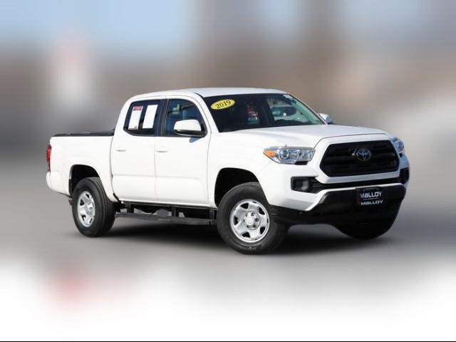 2019 Toyota Tacoma SR