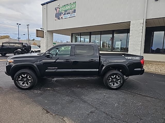 2019 Toyota Tacoma SR