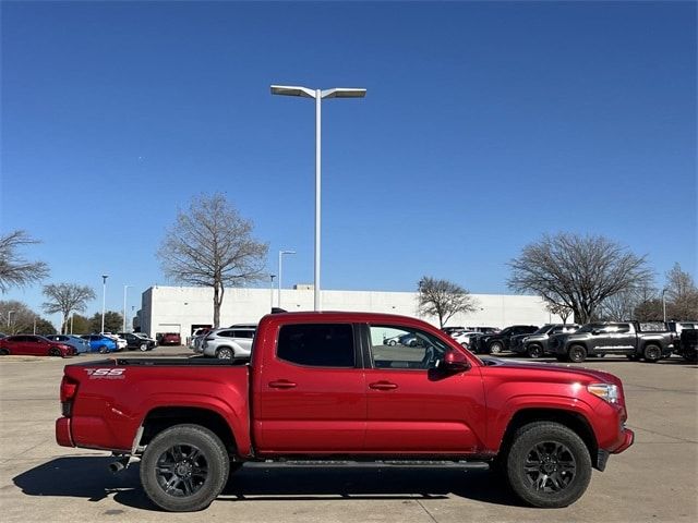 2019 Toyota Tacoma SR