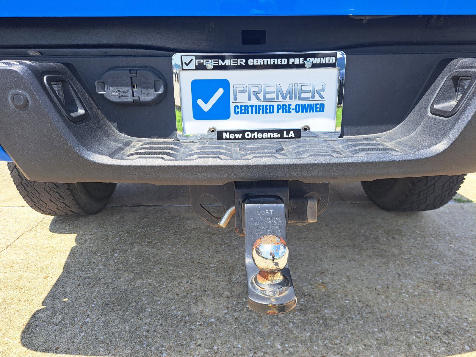 Vehicle image 33 of 34