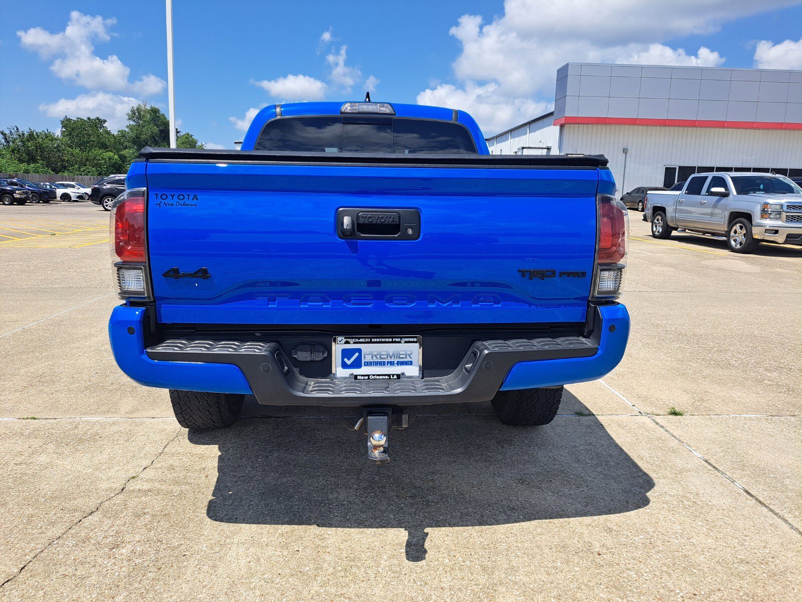 Vehicle image 4 of 34