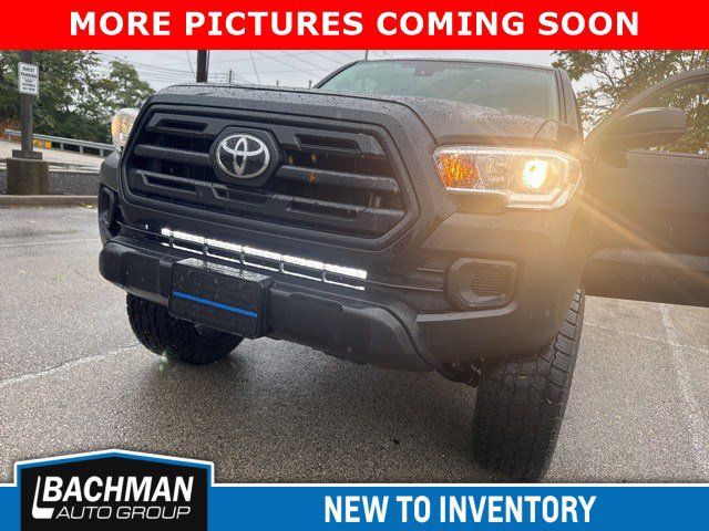 2019 Toyota Tacoma SR