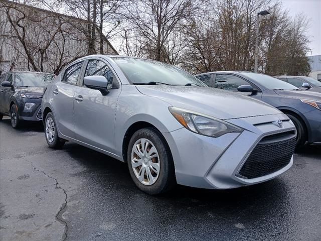 2019 Toyota Yaris XLE