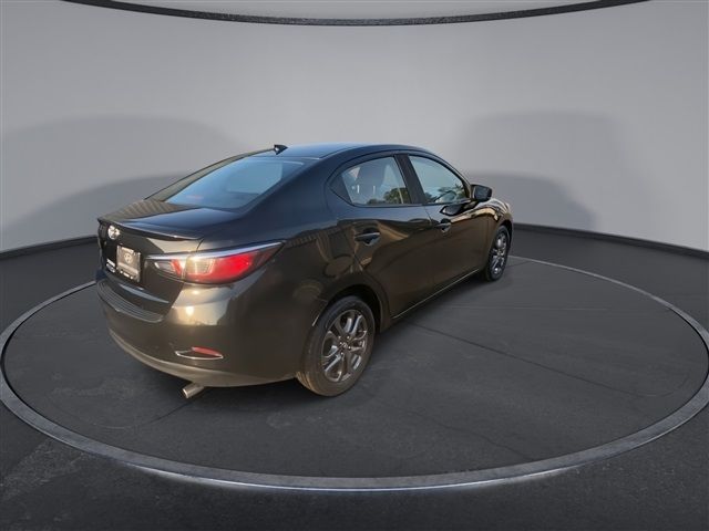 2019 Toyota Yaris LE