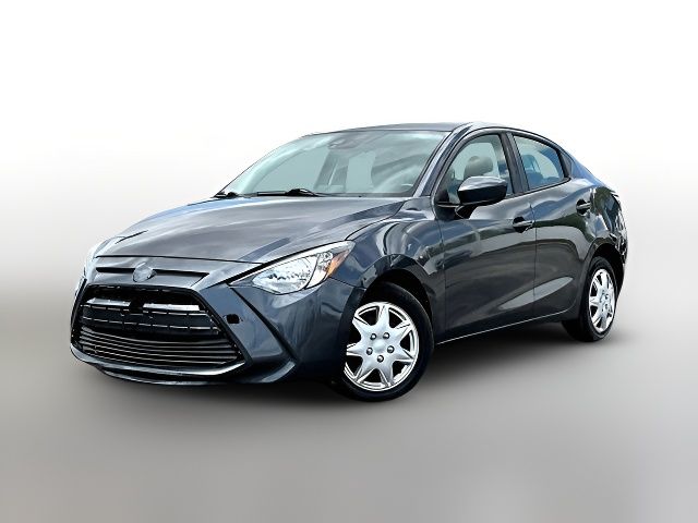 2019 Toyota Yaris L