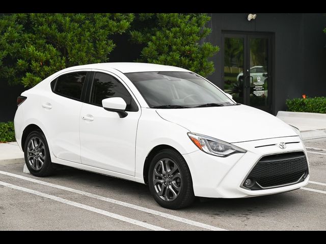 2019 Toyota Yaris XLE