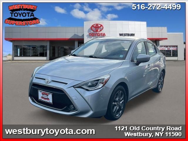 2019 Toyota Yaris XLE