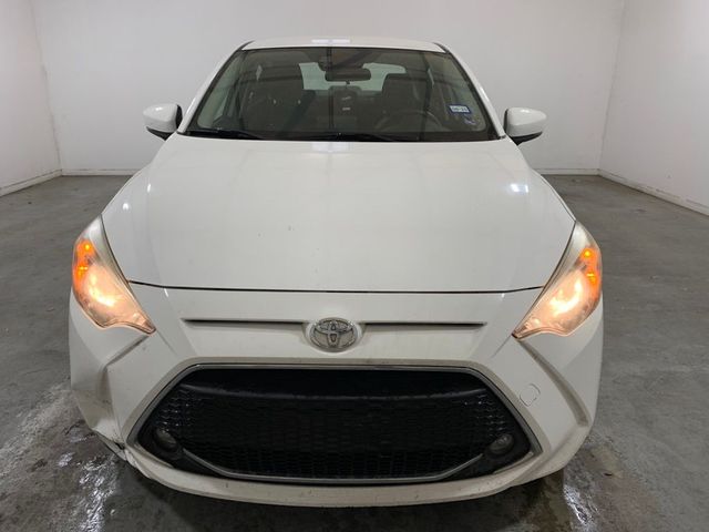 2019 Toyota Yaris LE