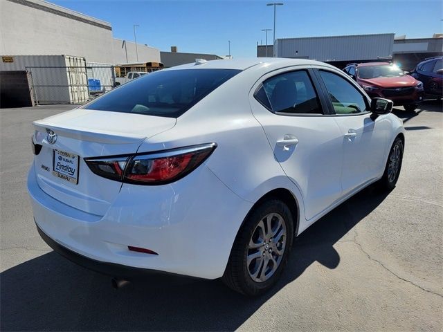 2019 Toyota Yaris L