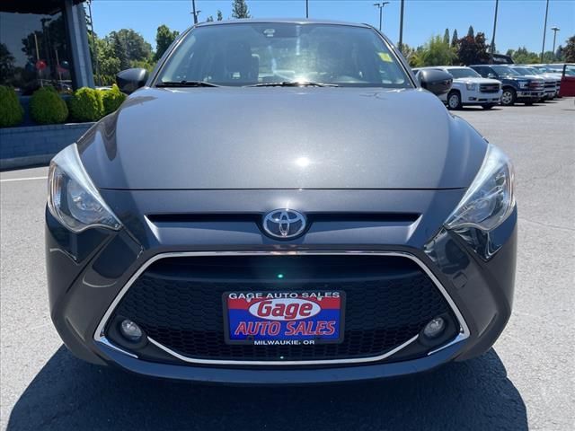 2019 Toyota Yaris LE