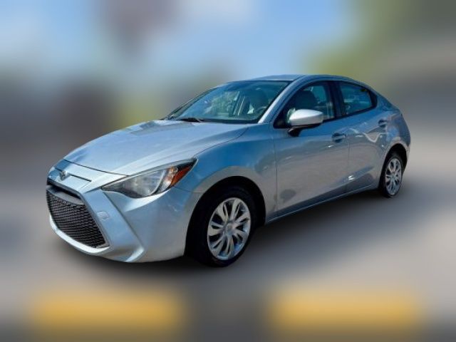 2019 Toyota Yaris L