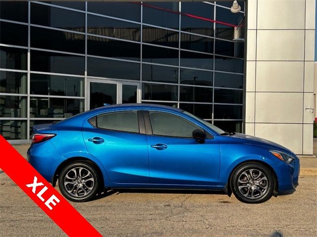 2019 Toyota Yaris XLE