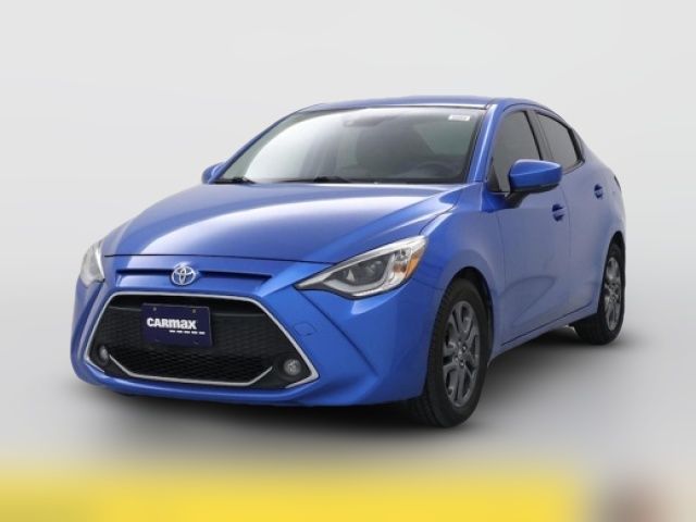 2019 Toyota Yaris XLE