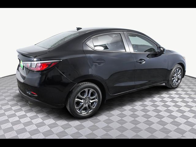 2019 Toyota Yaris LE