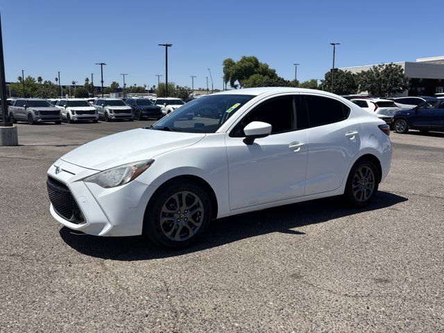 2019 Toyota Yaris LE