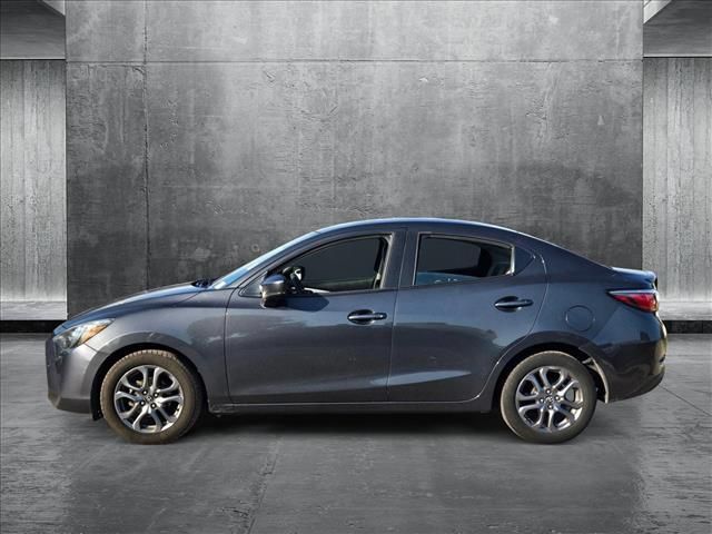 2019 Toyota Yaris LE