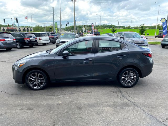 2019 Toyota Yaris LE
