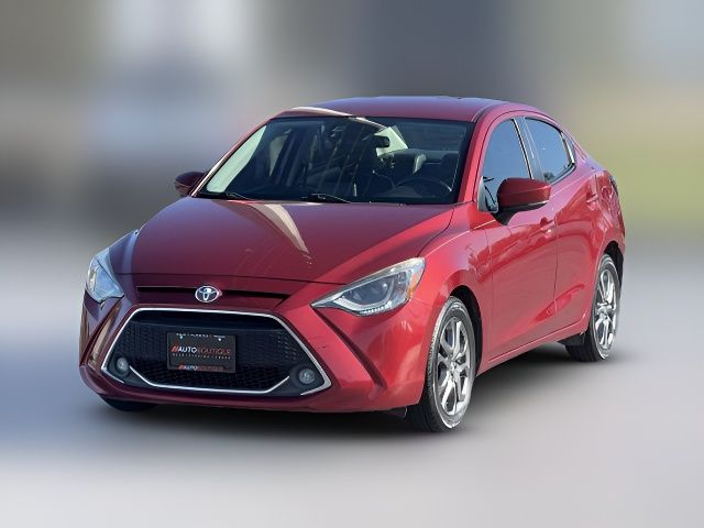 2019 Toyota Yaris XLE