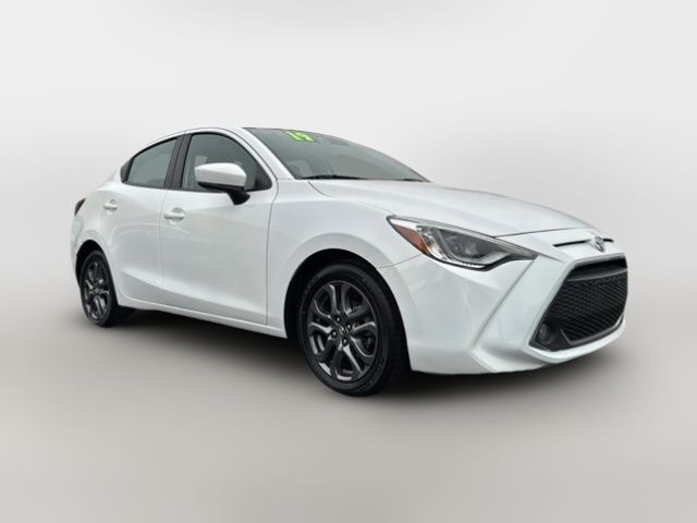 2019 Toyota Yaris XLE