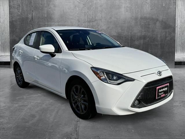 2019 Toyota Yaris XLE