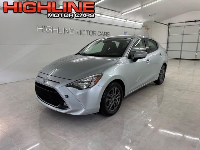 2019 Toyota Yaris XLE