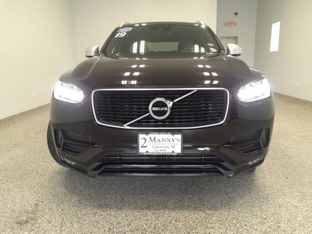 2019 Volvo XC90 R-Design