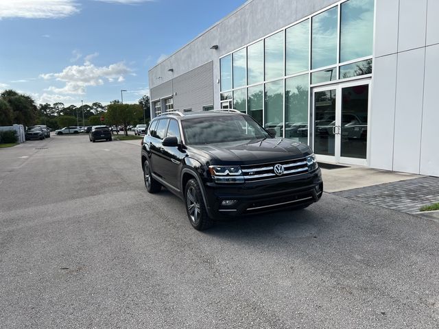 2019 Volkswagen Atlas 3.6L V6 SE Technology R-Line