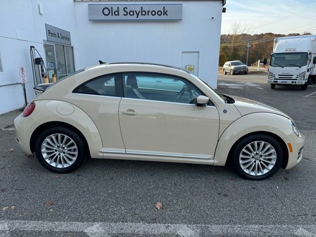 2019 Volkswagen Beetle S