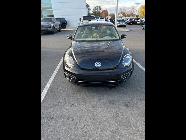 2019 Volkswagen Beetle SE