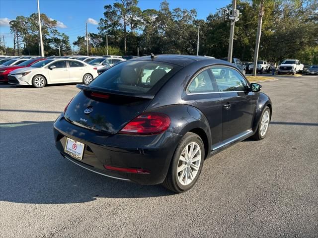 2019 Volkswagen Beetle SE