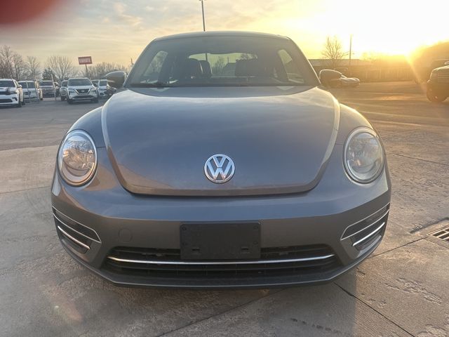 2019 Volkswagen Beetle SE