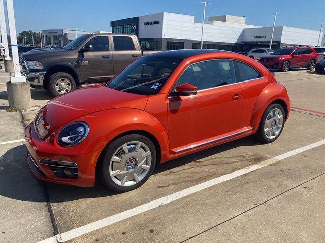 2019 Volkswagen Beetle SE