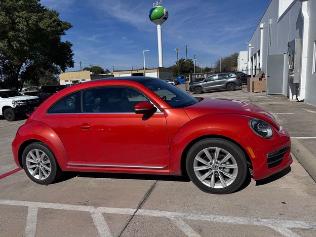 2019 Volkswagen Beetle SE