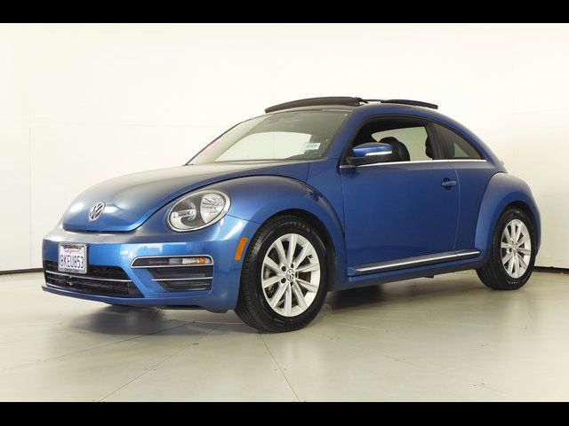 2019 Volkswagen Beetle SE