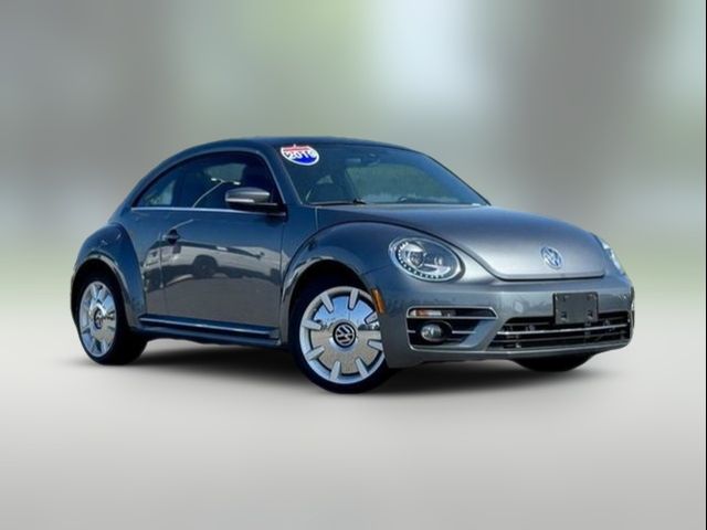 2019 Volkswagen Beetle SE