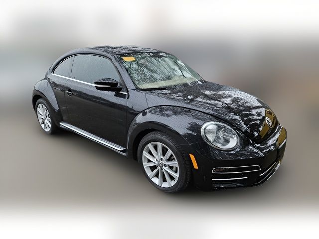 2019 Volkswagen Beetle SE