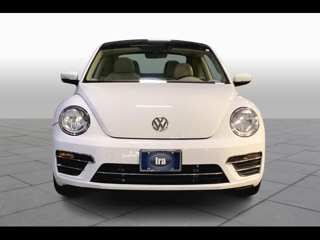 2019 Volkswagen Beetle SE