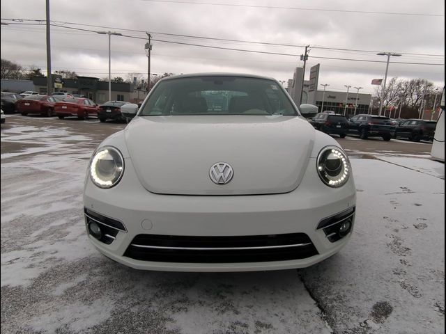 2019 Volkswagen Beetle SE