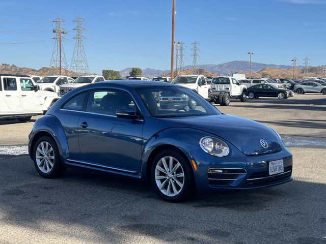 2019 Volkswagen Beetle SE