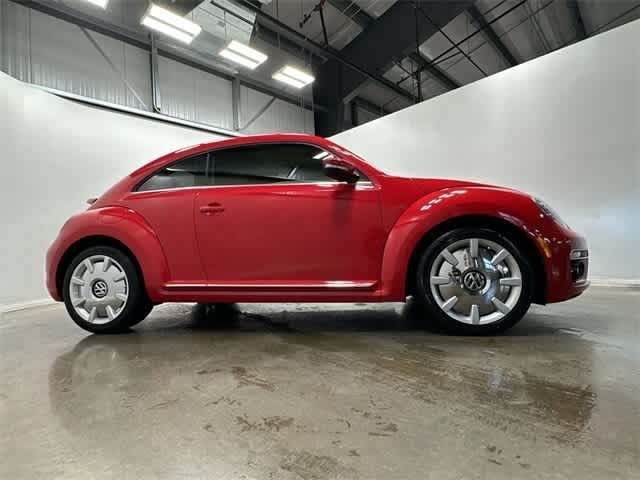 2019 Volkswagen Beetle SE