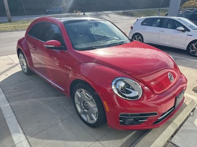 2019 Volkswagen Beetle SE