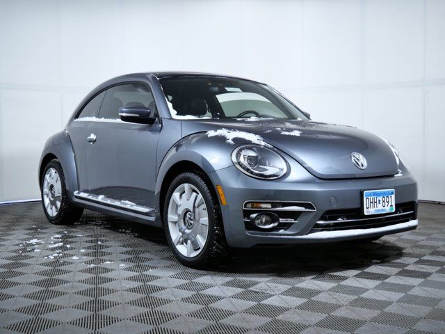 2019 Volkswagen Beetle SE