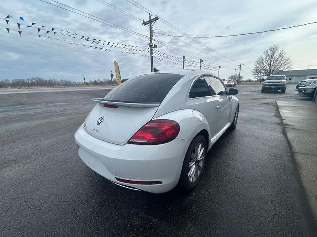 2019 Volkswagen Beetle SE