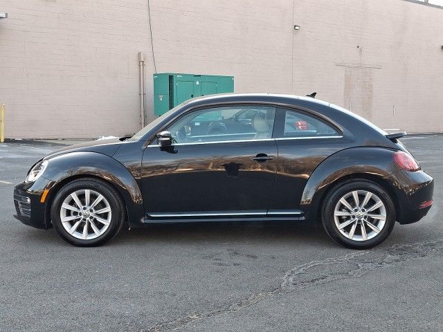 2019 Volkswagen Beetle SE