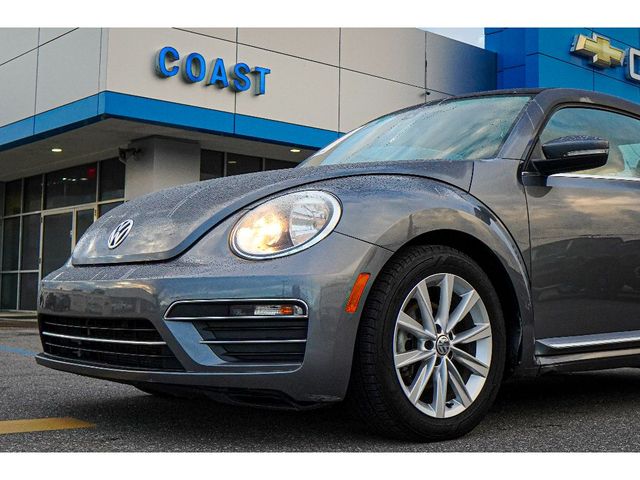 2019 Volkswagen Beetle SE