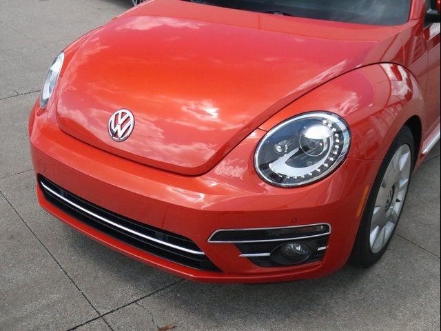 2019 Volkswagen Beetle SE