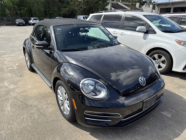 2019 Volkswagen Beetle SE